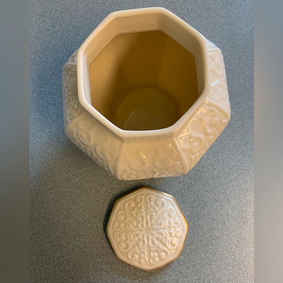 VINTAGE•Lenox jar with 24k gold trim lid - Picture 4 of 6